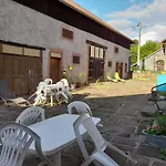 La Maison Du Vannier Bed & Breakfast 3*
